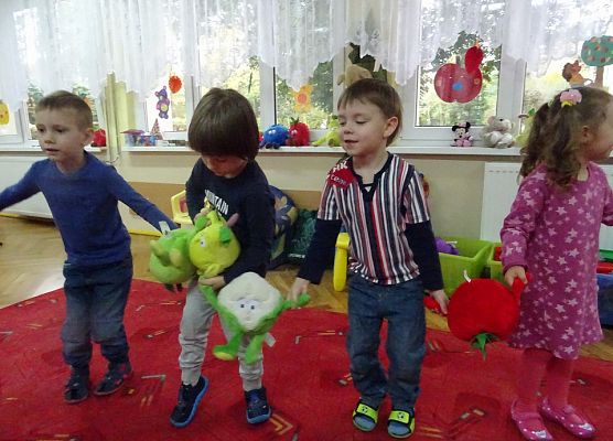 DZIEŃ  ŚWIEŻAKÓW  U  MISIAKÓW grafika