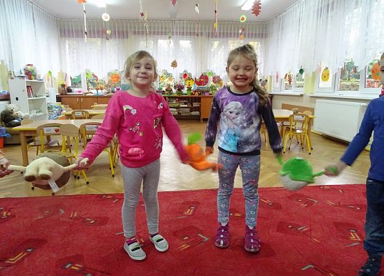 DZIEŃ  ŚWIEŻAKÓW  U  MISIAKÓW grafika