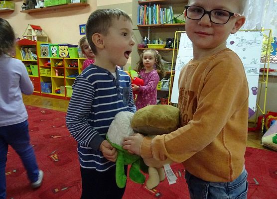 DZIEŃ  ŚWIEŻAKÓW  U  MISIAKÓW grafika