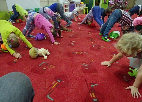 DZIEŃ  ŚWIEŻAKÓW  U  MISIAKÓW grafika