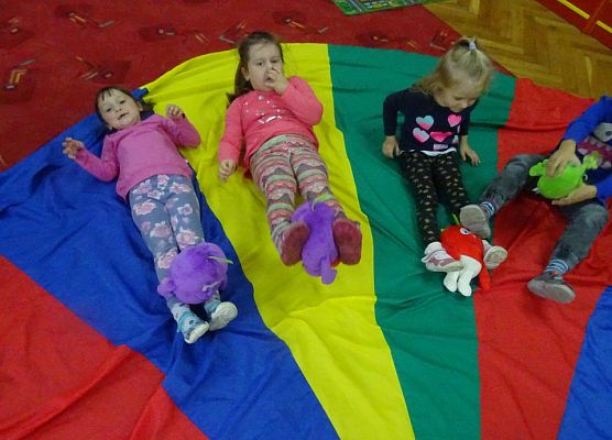 DZIEŃ  ŚWIEŻAKÓW  U  MISIAKÓW grafika