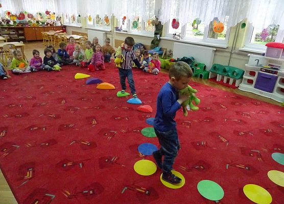 DZIEŃ  ŚWIEŻAKÓW  U  MISIAKÓW grafika