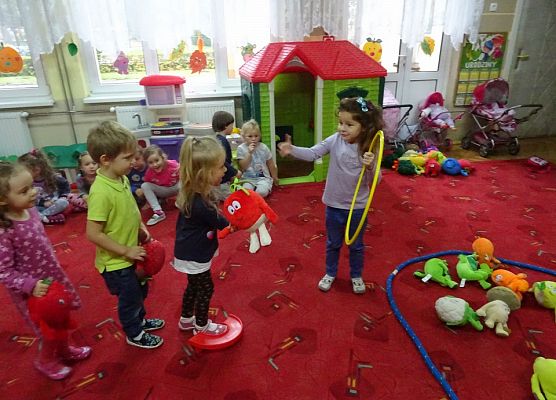 DZIEŃ  ŚWIEŻAKÓW  U  MISIAKÓW grafika