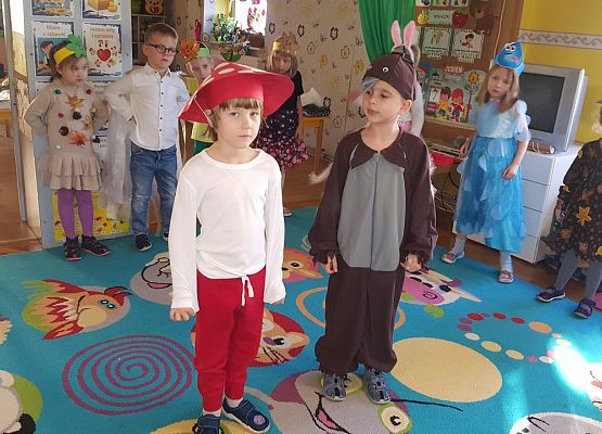 MISIAKI I ICH OSTATNI BAL U PANI JESIENI grafika