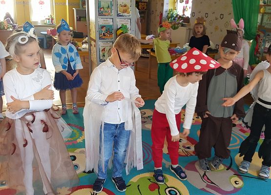 MISIAKI I ICH OSTATNI BAL U PANI JESIENI grafika