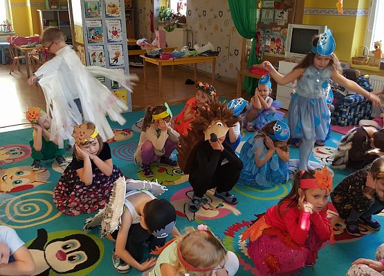 MISIAKI I ICH OSTATNI BAL U PANI JESIENI grafika