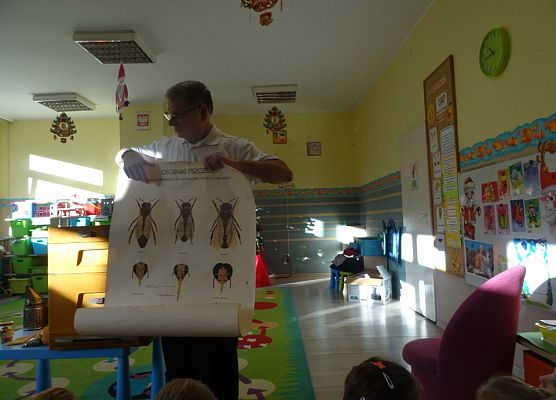 WIZYTA  PSZCZELARZA grafika