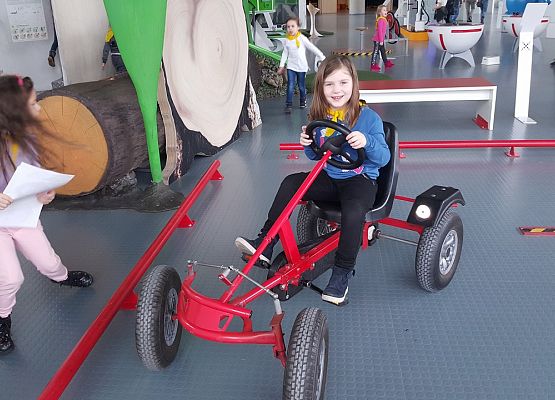 ŚREDNIAKI  I  STARSZAKI  W  CENTRUM  NAUKI  EKSPERYMENT  W  GDYNI grafika