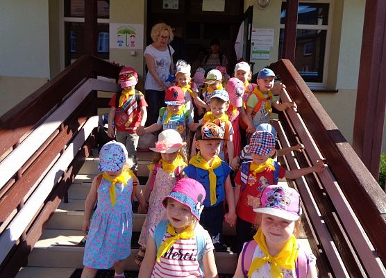 MALUSZKI NA WYCIECZCE SEA PARK W SARBSKU grafika