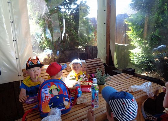 MALUSZKI NA WYCIECZCE SEA PARK W SARBSKU grafika