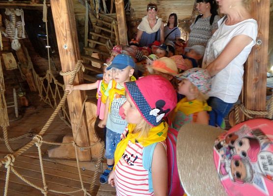 MALUSZKI NA WYCIECZCE SEA PARK W SARBSKU grafika