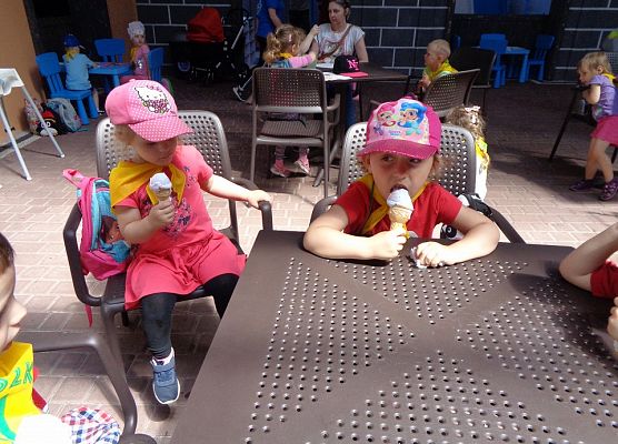 MALUSZKI NA WYCIECZCE SEA PARK W SARBSKU grafika