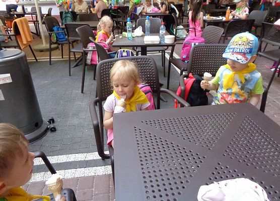 MALUSZKI NA WYCIECZCE SEA PARK W SARBSKU grafika