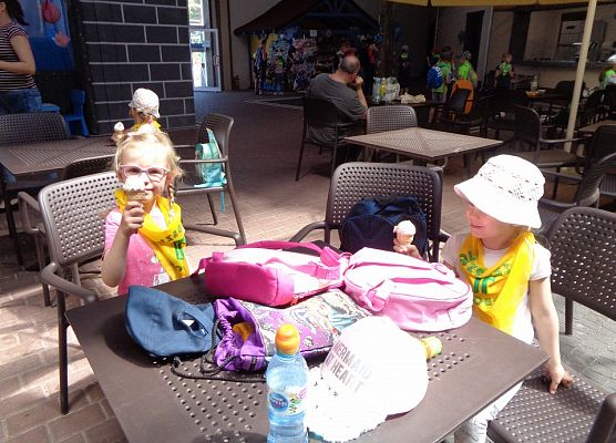 MALUSZKI NA WYCIECZCE SEA PARK W SARBSKU grafika