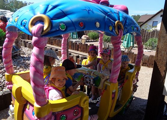 MALUSZKI NA WYCIECZCE SEA PARK W SARBSKU grafika