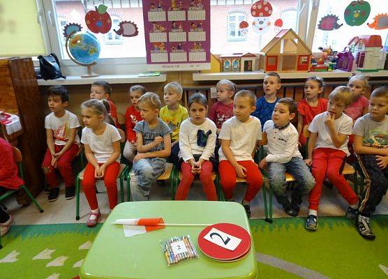 BIAŁO - CZERWONI KONKURS WIEDZY PATRIOTYCZNEJ grafika