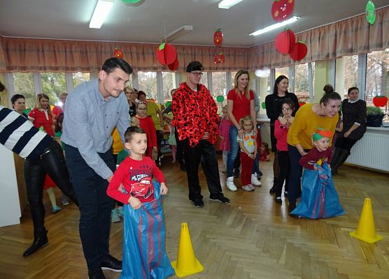 BAL PIECZONEGO JABŁUSZKA grafika