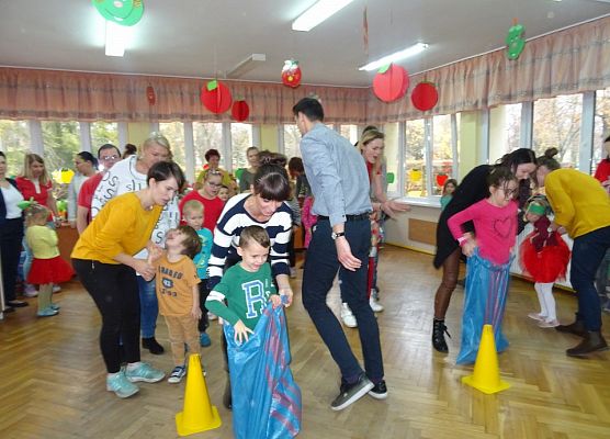 BAL PIECZONEGO JABŁUSZKA grafika