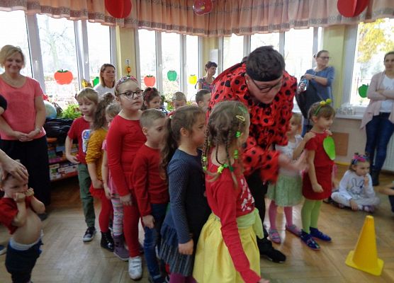 BAL PIECZONEGO JABŁUSZKA grafika