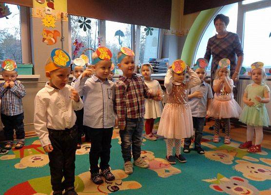 PASOWANIE U KRASNOLUDKÓW grafika