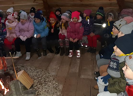 MISIAKI I ŻABKI NA WYCIECZCE W DRZEWINIE grafika