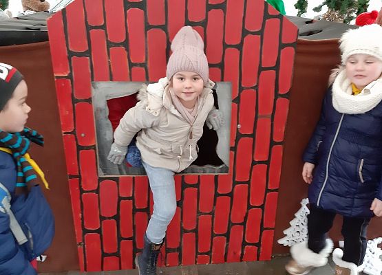 MISIAKI I ŻABKI NA WYCIECZCE W DRZEWINIE grafika