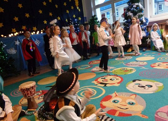 JASEŁKA W GRUPIE ŻABEK grafika