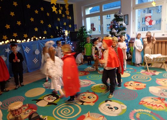 JASEŁKA W GRUPIE ŻABEK grafika