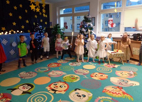 JASEŁKA W GRUPIE ŻABEK grafika