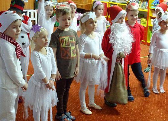 KOTKI  W  OCZEKIWANIU  NA  ŚWIĘTA grafika