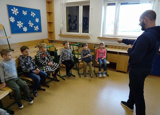 MISIAKI  W  SPOŁECZNEJ  JĘZYKOWEJ  SZKOLE  PODSTAWOWEJ  grafika