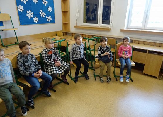 MISIAKI  W  SPOŁECZNEJ  JĘZYKOWEJ  SZKOLE  PODSTAWOWEJ  grafika