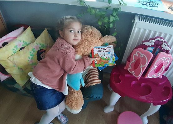 MALUCHY - DZIELNE  ZUCHY  grafika