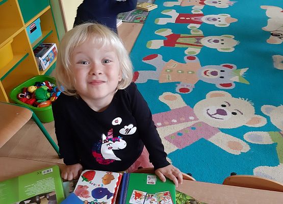 MALUCHY - DZIELNE  ZUCHY  grafika