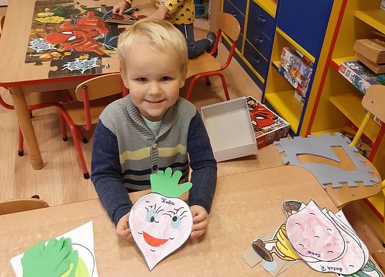 MALUCHY - DZIELNE  ZUCHY  grafika