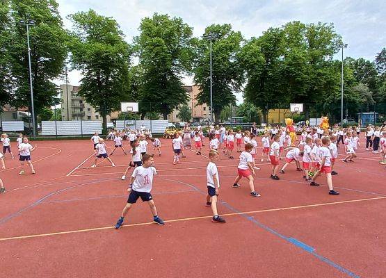 XXXV  IGRZYSKA SPORTOWO- ZABAWOWE grafika