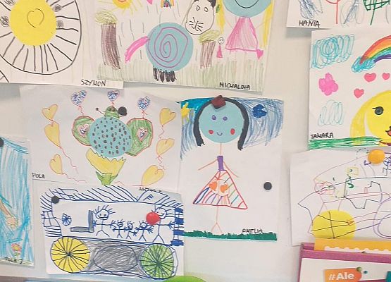 DZIEŃ  KROPKI  U  MISIAKÓW  I  SŁONECZEK grafika