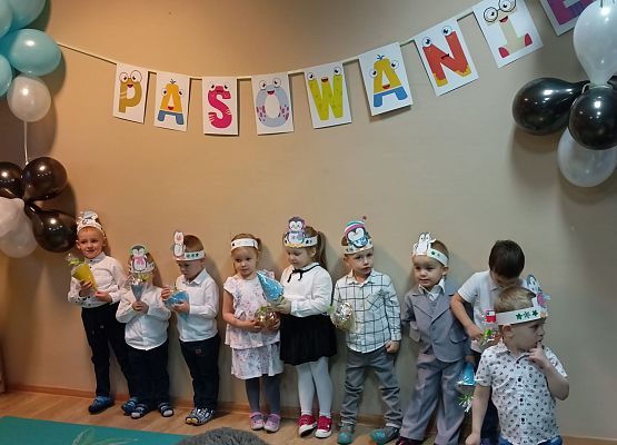 PASOWANIE W GRUPIE PINGWINKÓW grafika