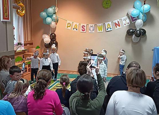 PASOWANIE W GRUPIE PINGWINKÓW grafika