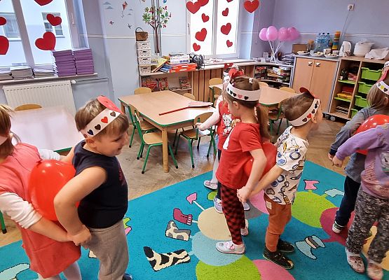 WALENTYNKI - ŚWIĘTO  CHŁOPCA  I  DZIEWCZYNKI grafika