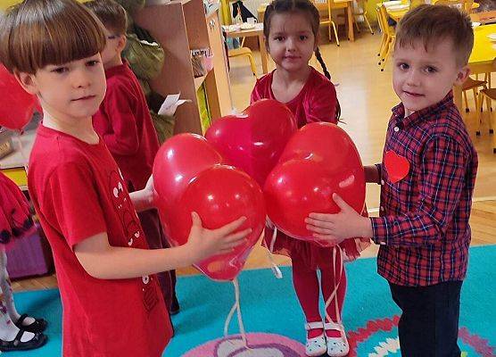 WALENTYNKI - ŚWIĘTO  CHŁOPCA  I  DZIEWCZYNKI grafika