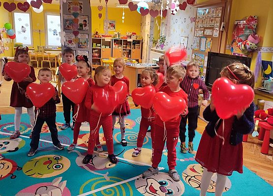 WALENTYNKI - ŚWIĘTO  CHŁOPCA  I  DZIEWCZYNKI grafika