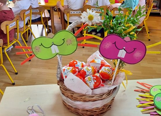 ŚNIADANIE  WIELKANOCNE  W  PRZEDSZKOLU grafika