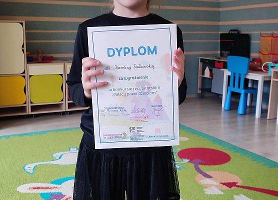POLSCY  POECI  DZIECIOM grafika