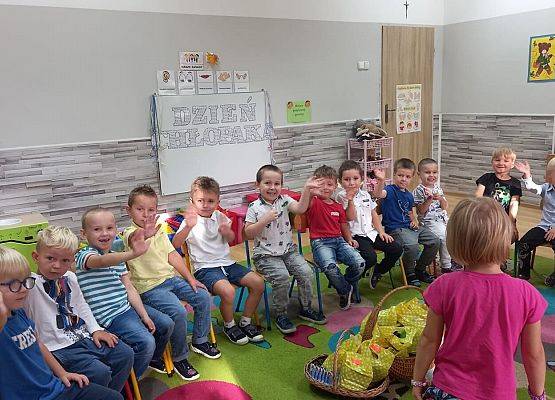 DZIEŃ  CHŁOPAKA  PRZEDSZKOLAKA grafika