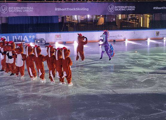 WIDOWISKO  TEATRALNE  NA  LODZIE grafika