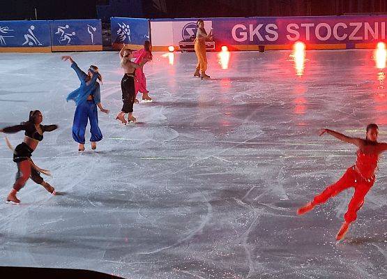 WIDOWISKO  TEATRALNE  NA  LODZIE grafika