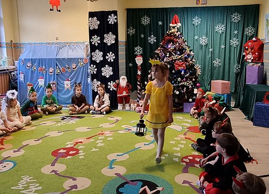 PRZEDSTAWIENIE  ŚWIĄTECZNE  U  MISIAKÓW grafika