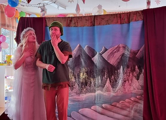 SPEKTAKL ,, OPOWIEŚCI  Z  LAPONII '' grafika