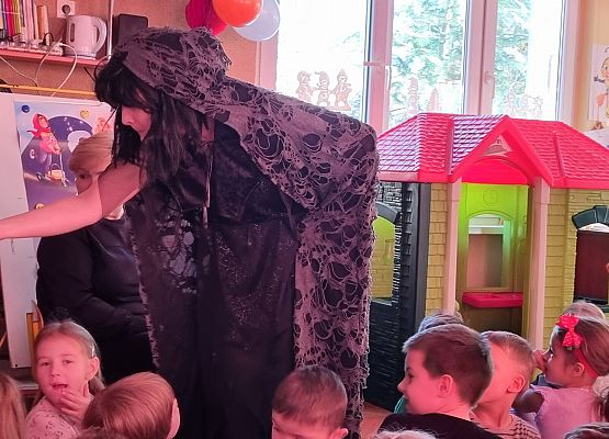 SPEKTAKL ,, OPOWIEŚCI  Z  LAPONII '' grafika